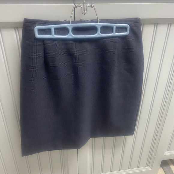 Beautiful Alesia 2 piece garment. 10P - Picture 4 of 6